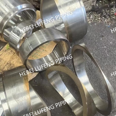 Forged duplex stainless steel A182 F51 (S31803) nozzles for DSS pressure vessels